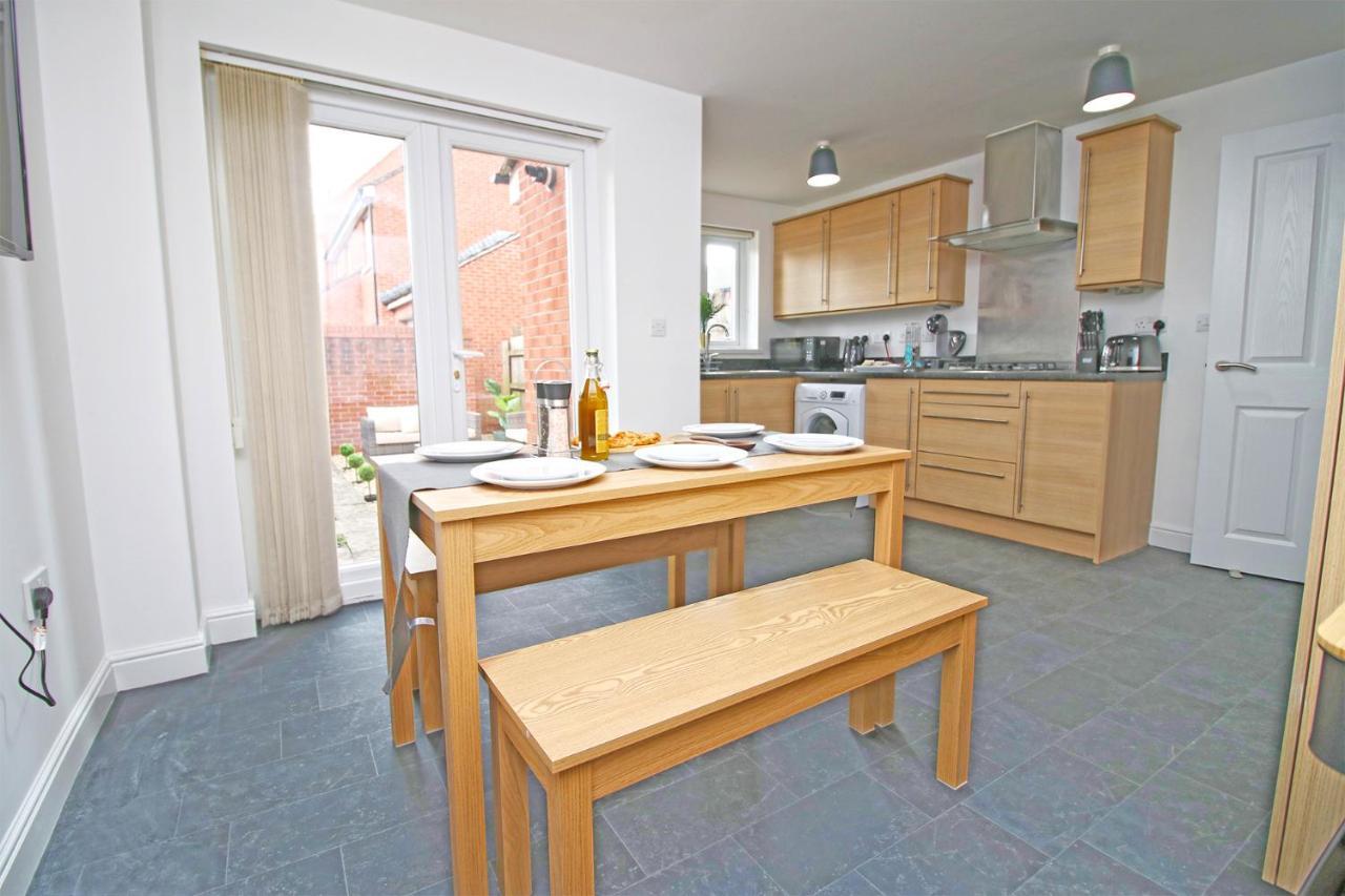 Dock House - 5 Bedroom House - Sleeps 7 Newport  Exteriér fotografie