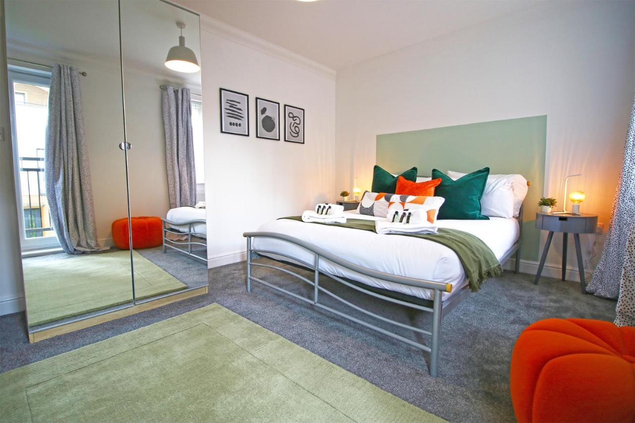 Dock House - 5 Bedroom House - Sleeps 7 Newport  Exteriér fotografie